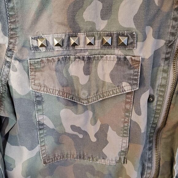 Mudd Shacket Womens Medium Brown Camo Military Denim Shirt Jacket - Picture 3 of 9